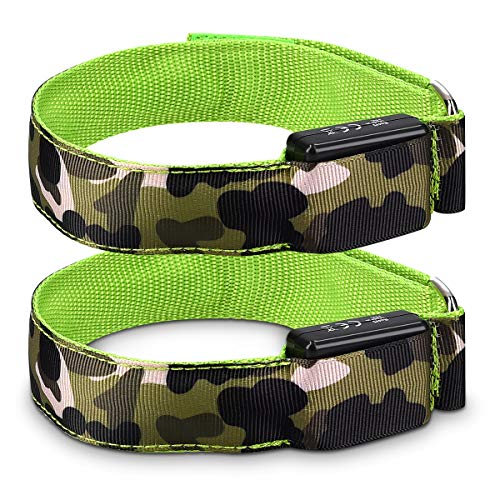 kwmobile Set de 2 brazaletes Luminosos LED - Pulseras de Seguridad para Correr Ciclismo Caminar - 2X Brazalete Deportivo Luminoso de Camuflaje Verde